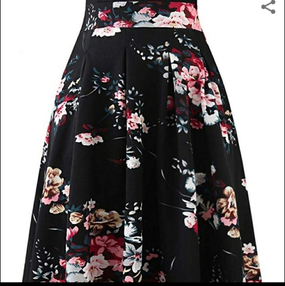 NWOT Black and Floral Dress - Picture 3 of 11
